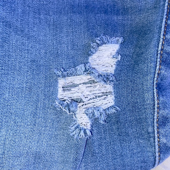 Hollister high rise ripped jeans 3 light blue - Picture 3 of 5